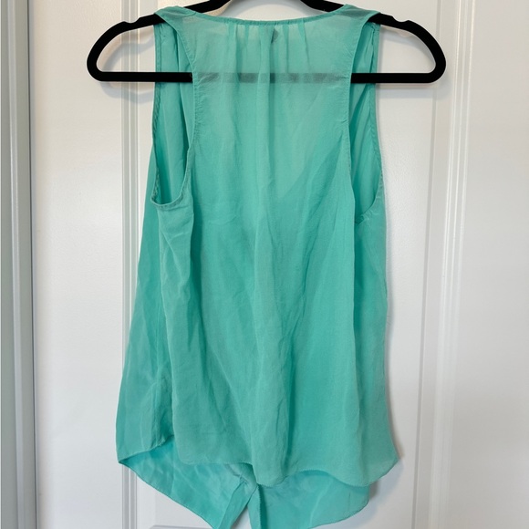 ⭐️3 for $15⭐️ Wilfred Button down 100% silk tank top Aqua - Picture 4 of 4